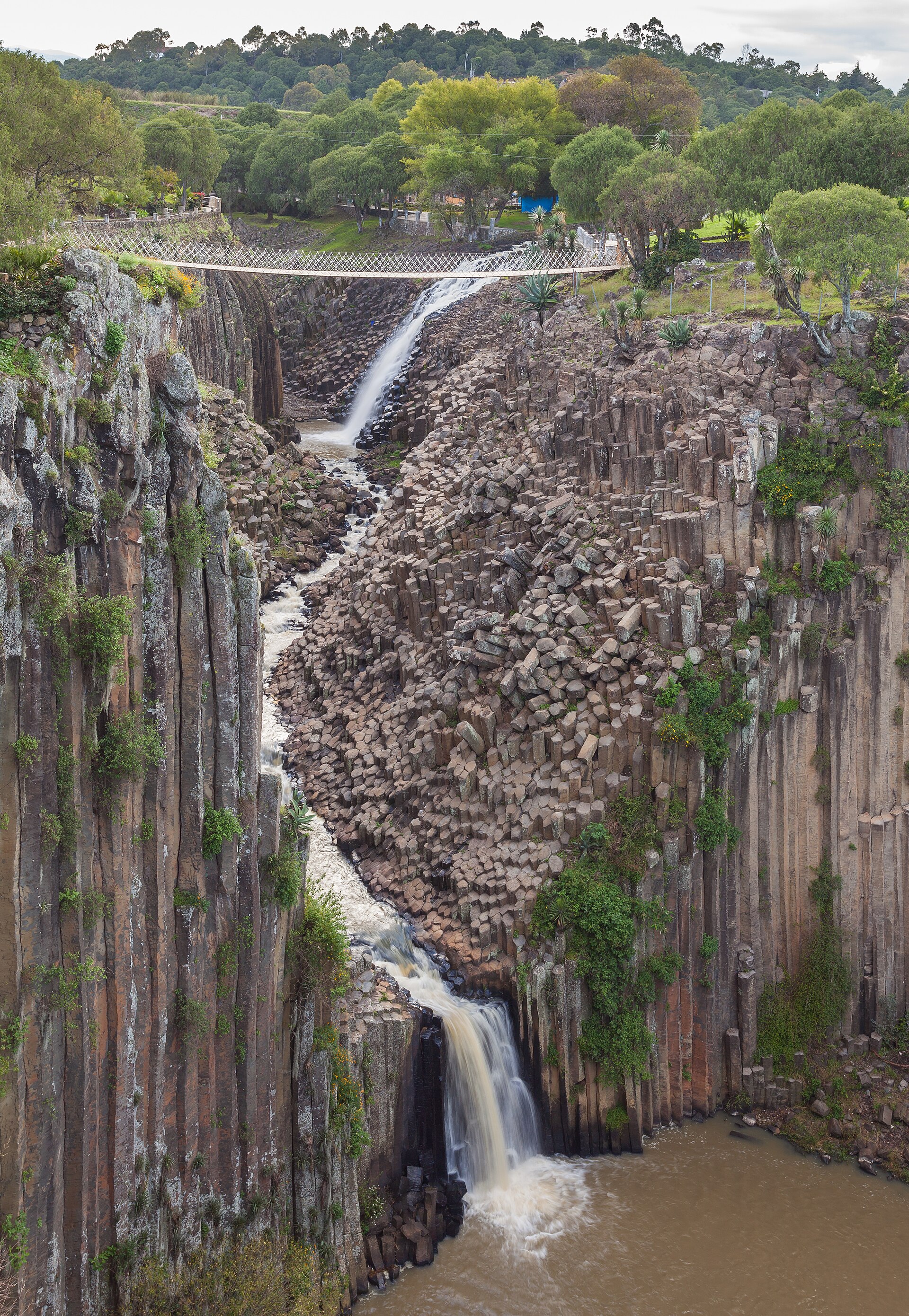 Overview of the waterfalls over the Basaltic Prisms of Santa María Regla, Huasca de Ocampo , State of Hidalgo, Mexico.